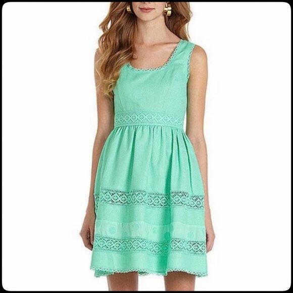 JESSICA SIMPSON Mint Green Lace Eyelet Fit & Flare Sleeveless Summer Dress 2 - Picture 1 of 10